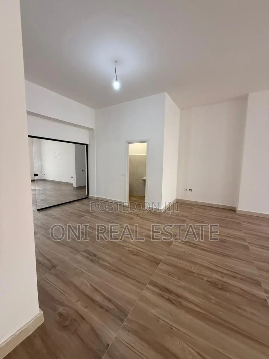 Office to rent Center (Tirana - city)