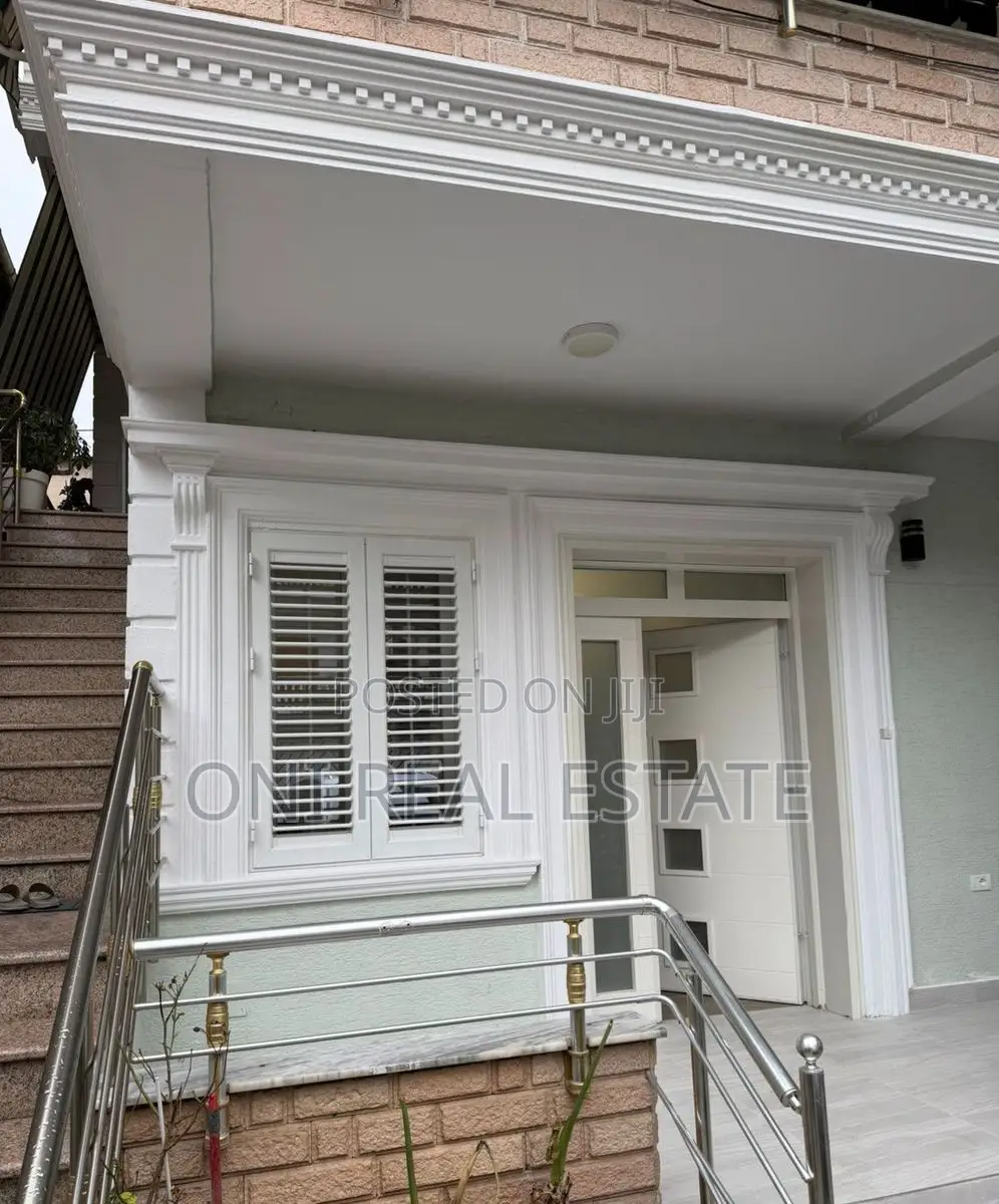 Apartment to rent Tirana - city