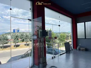 Office to rent Vora