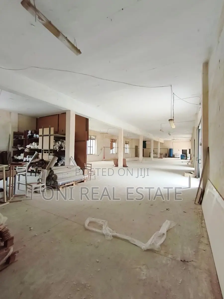 Warehouse to rent Yzberisht (Tirana - city)