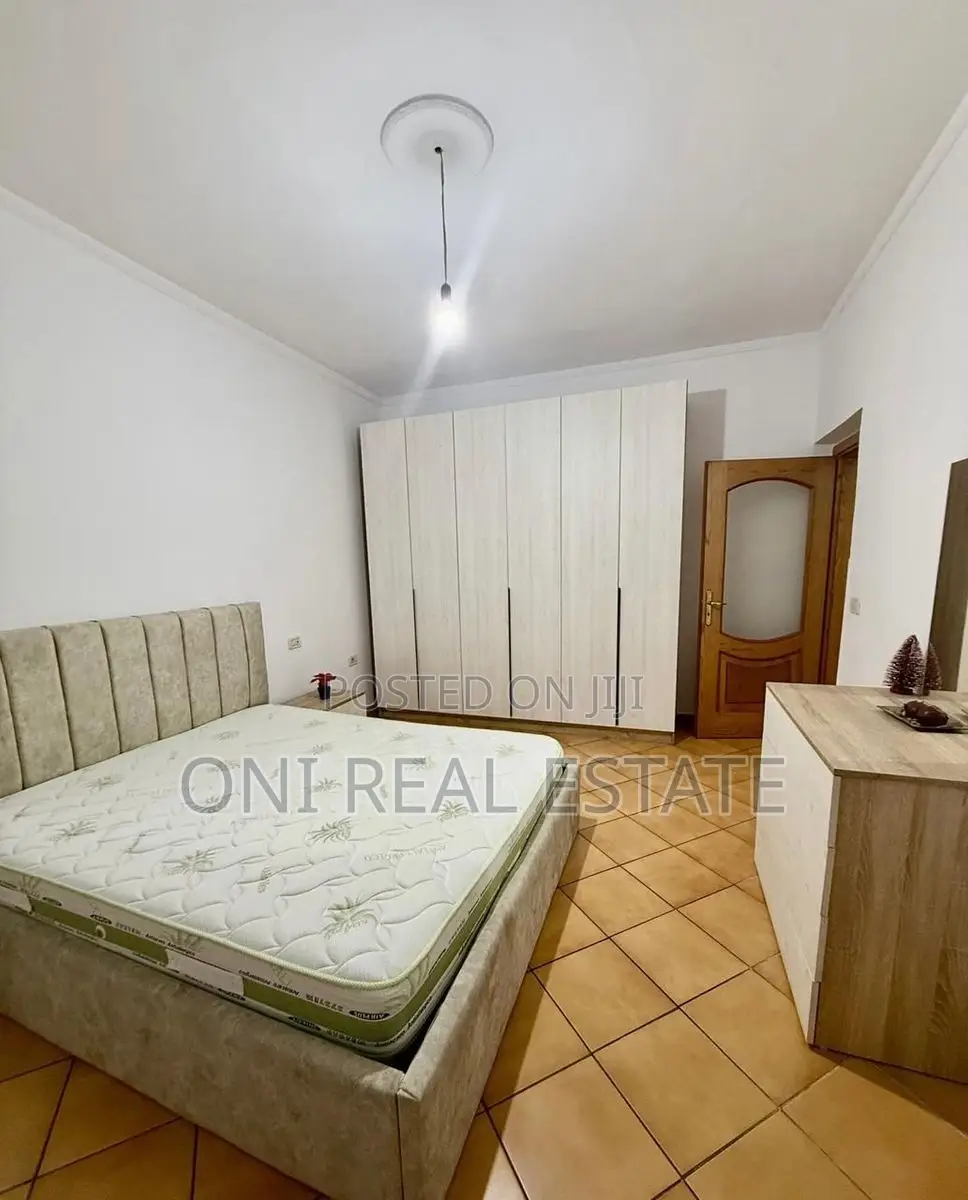 Apartment to rent Brryli - Xhamlliku (Tirana - city)