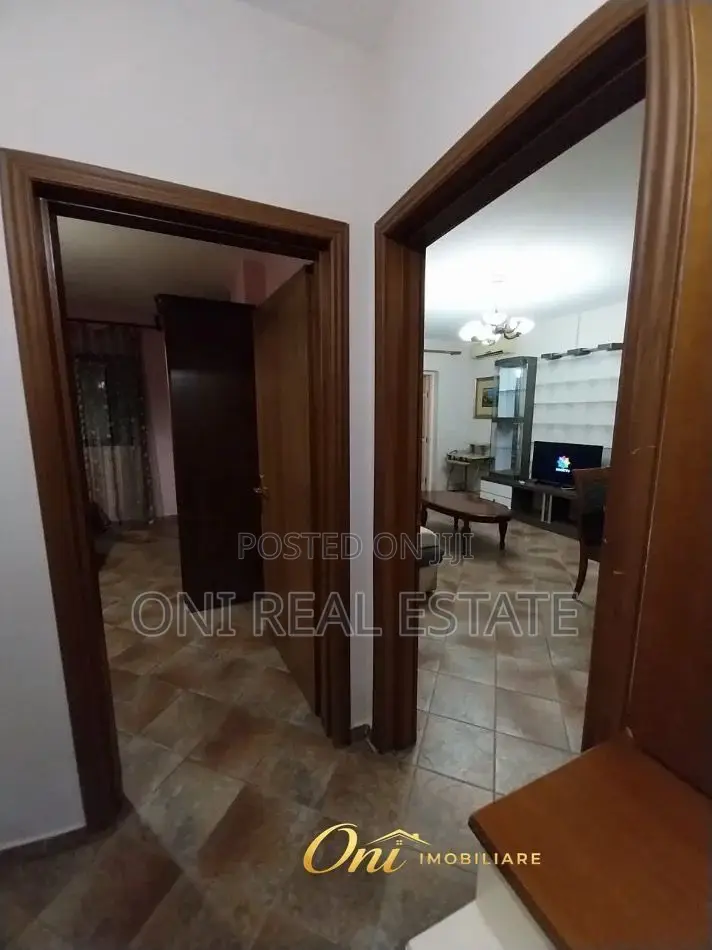 Apartment to rent Komuna e Parisit - Kristal Center (Tirana - city)