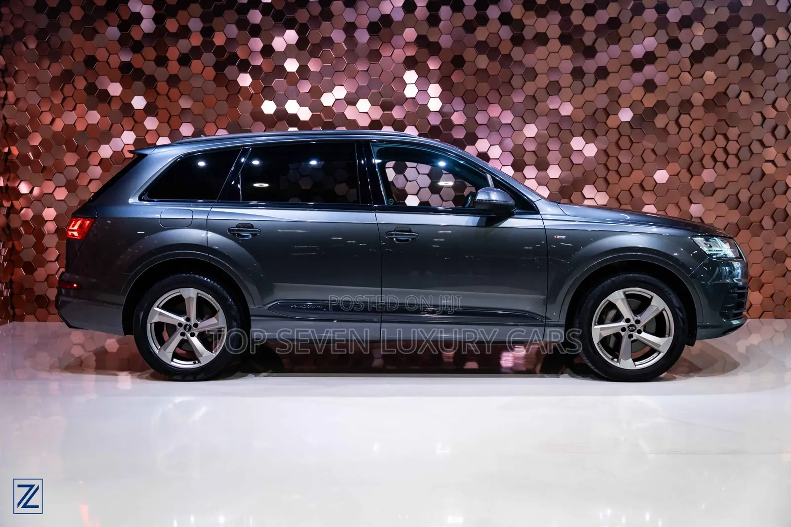 AUDI Q7 2018
