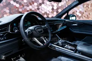 AUDI Q7 S LINE