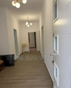 Apartment to rent Tirana - city