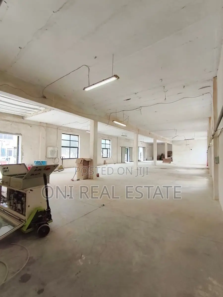Warehouse to rent Yzberisht (Tirana - city)
