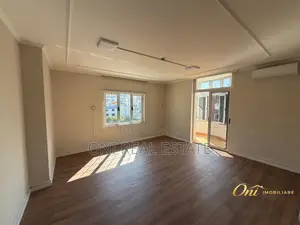 Office to rent Wilson Square (Tirana - city)