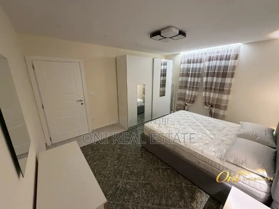 Apartment to rent Pallati me Shingjeta - Irfan Tomini Str. (Tirana - c