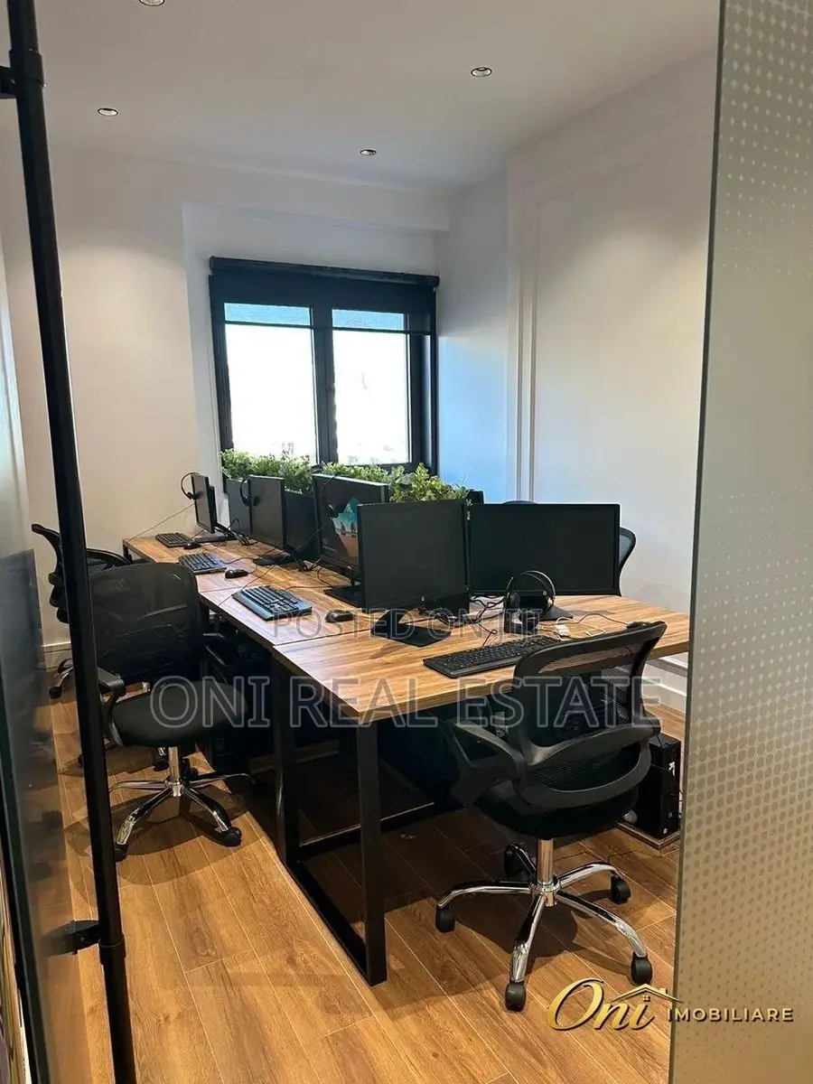 Office to rent Astiri - Unaza e Re (Tirana - city)