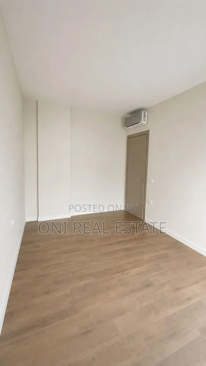 Office to rent Elbasan Str. - Artistic Lyceum - American Institute (Ti