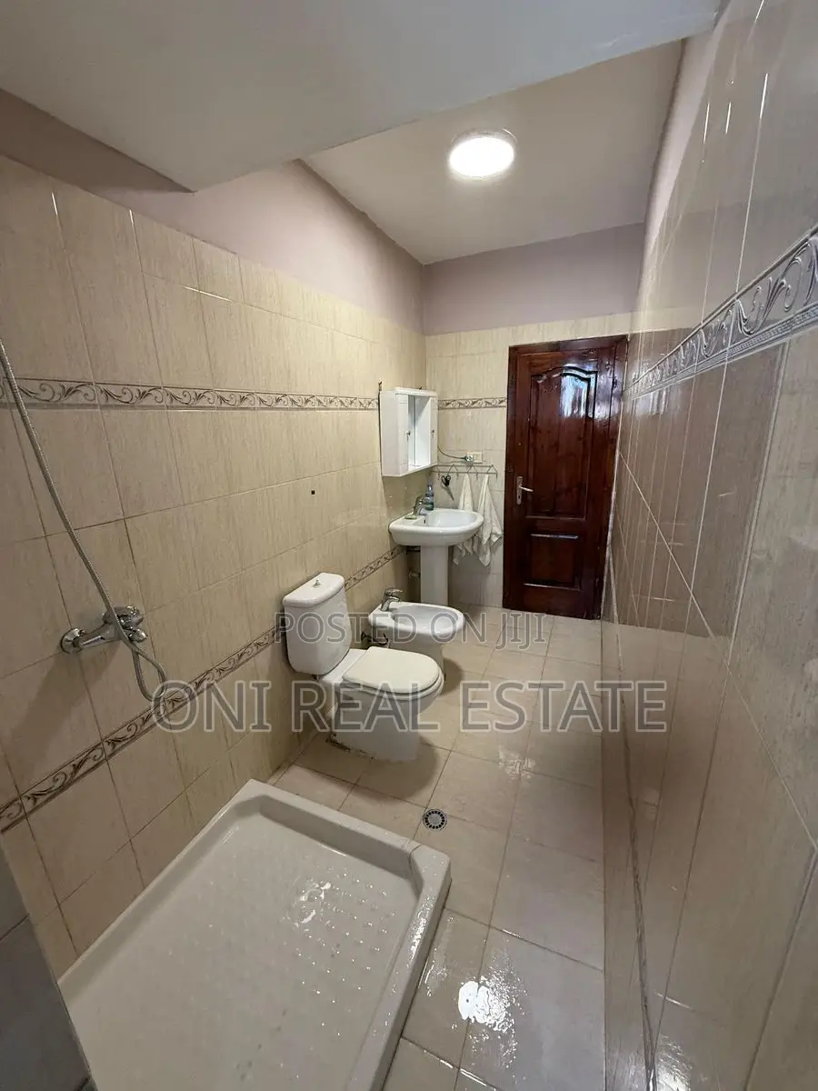 Apartment to rent Elbasan Str. - Lake Park (Tirana - city)