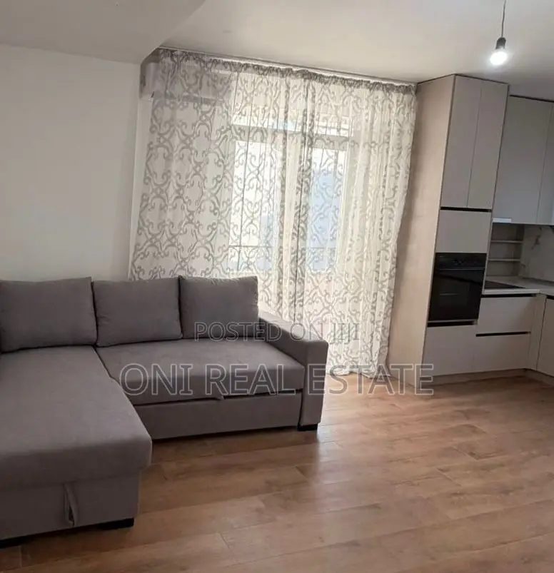 Apartment to rent Wilson Square (Tirana - city)