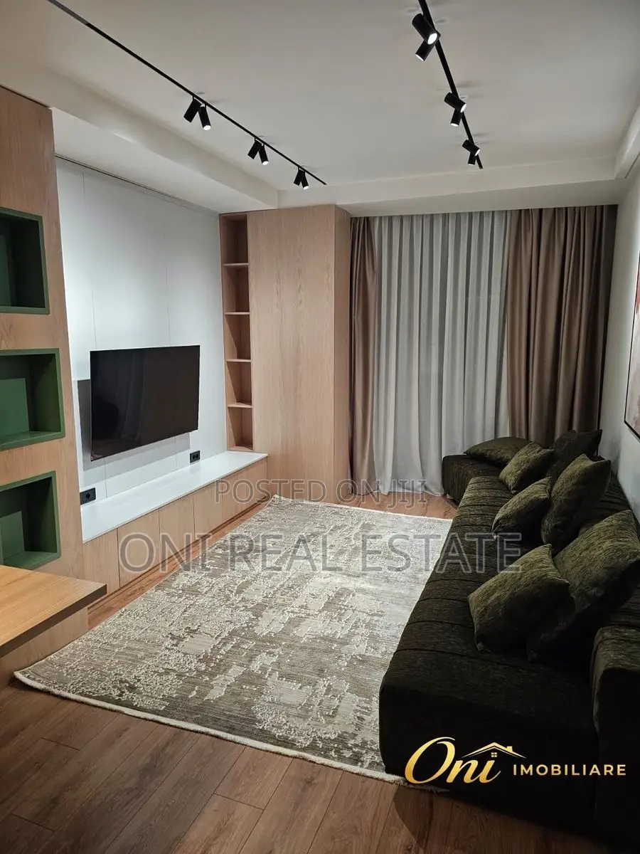 Apartment to rent Mine Peza - Fortuzi Str. (Tirana - city)
