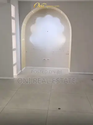 Store to rent Tirana - city