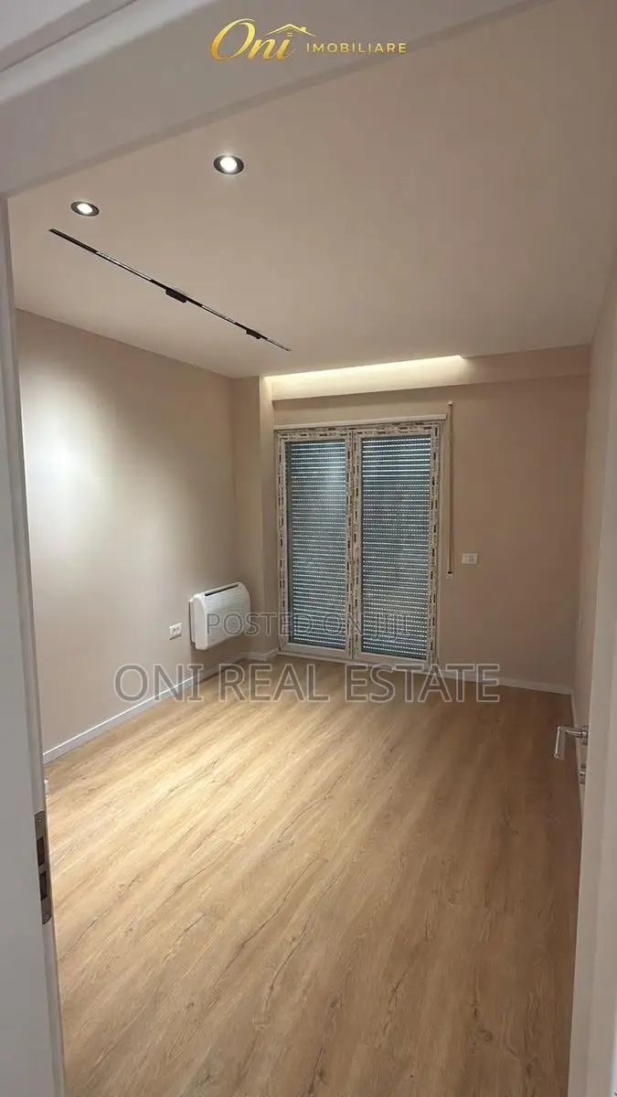 Office to rent Laprake - Gintash Block - Military Hospital (Tirana - c