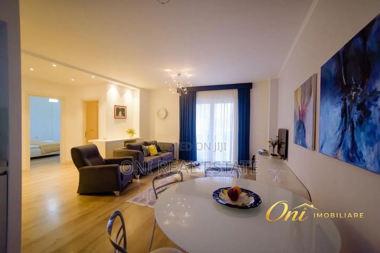 Apartment to rent New Bazaar - Red School (Tirana - city)