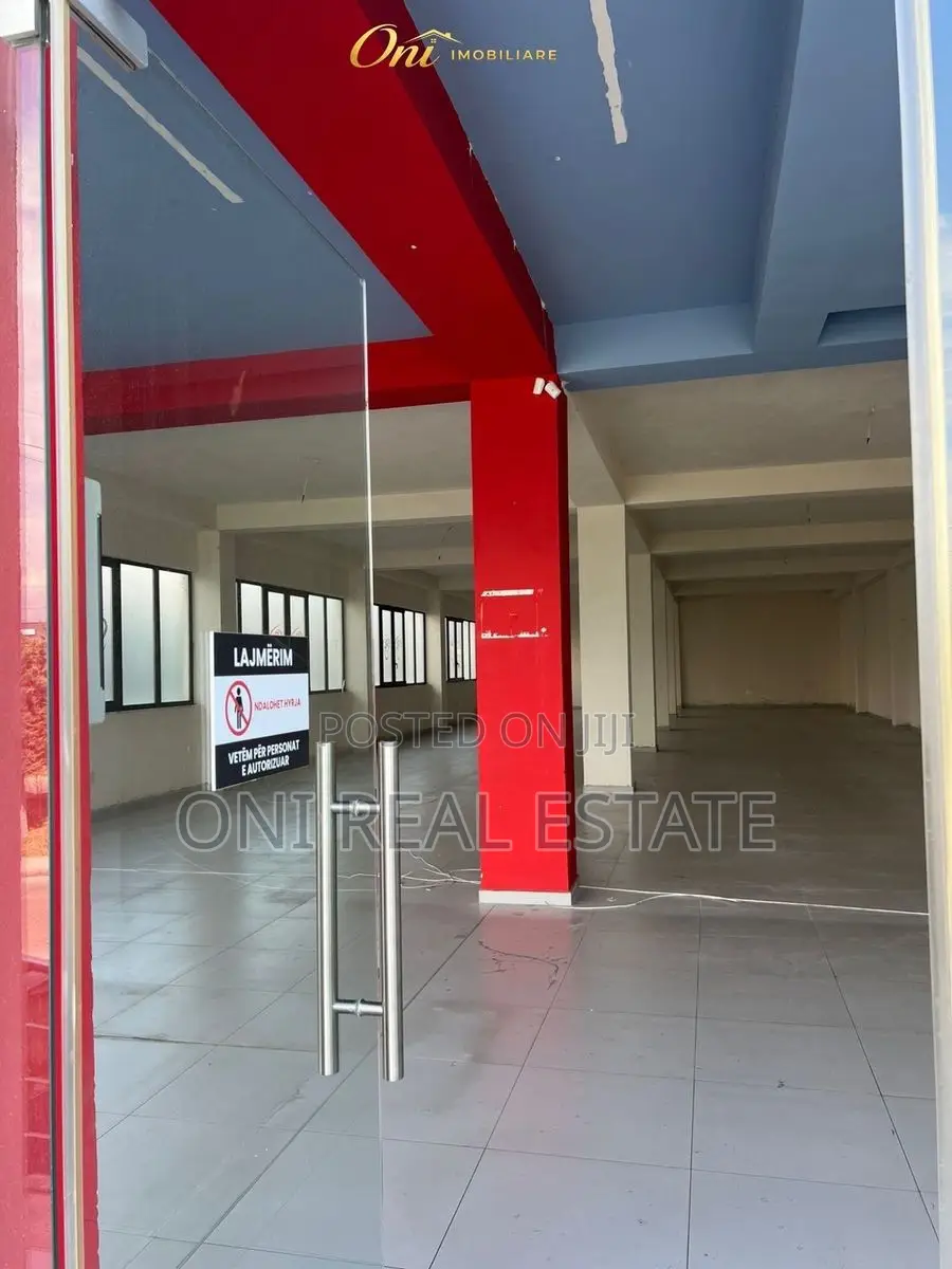Office to rent Vora