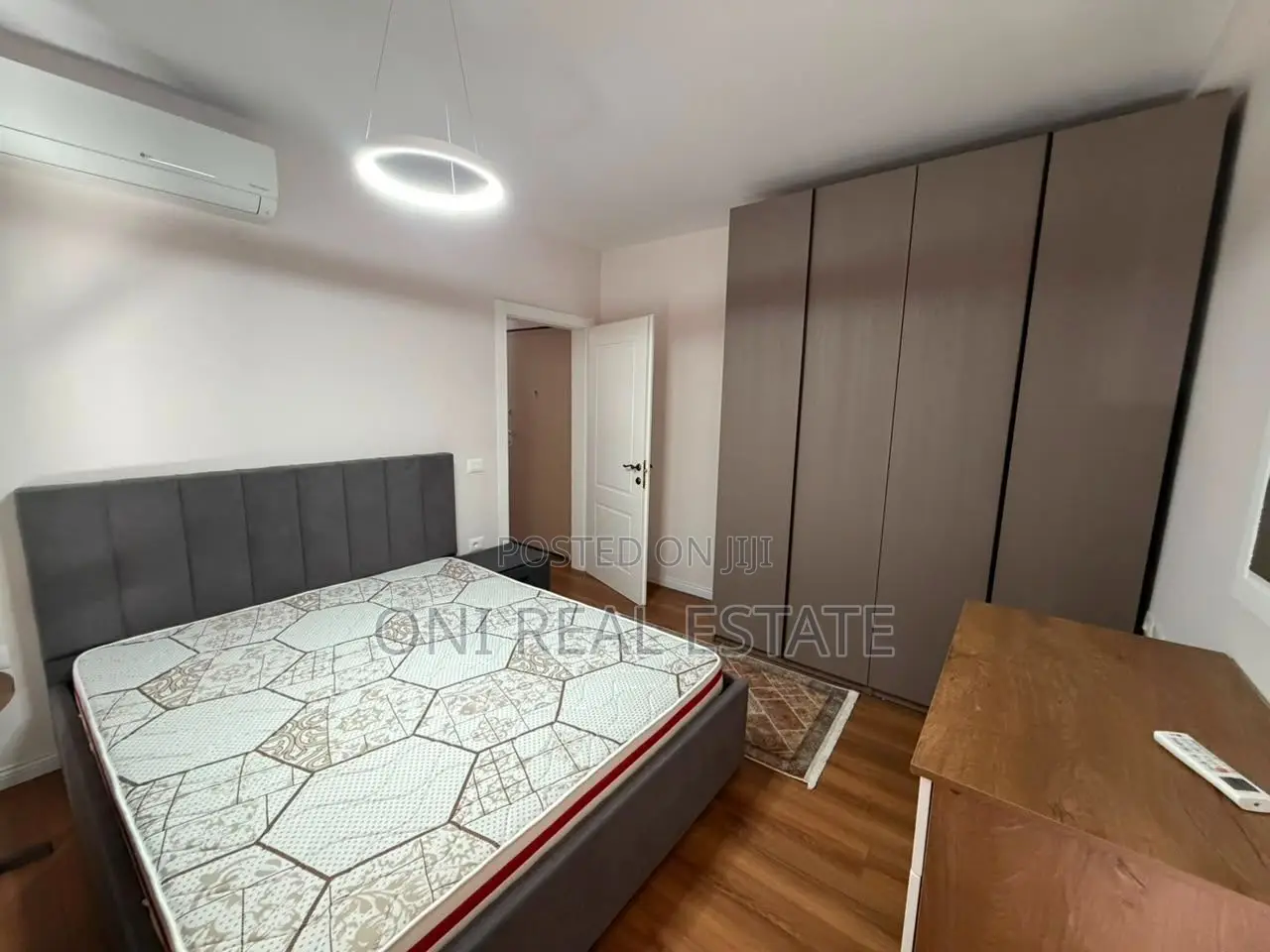 Apartment to rent Center (Tirana - city)