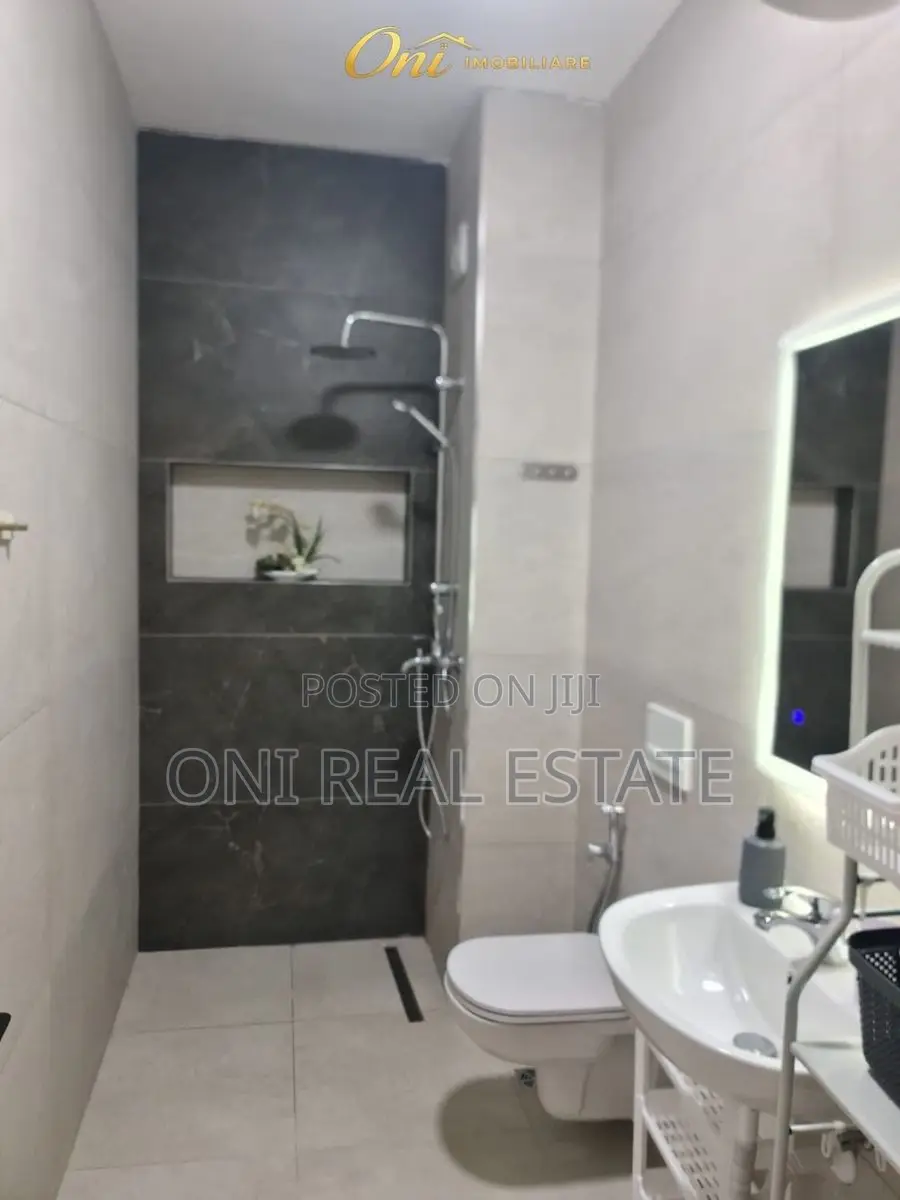 Apartment to rent 5 Maji Str. - Siri Kodra - Durresi Restaurant (Tiran