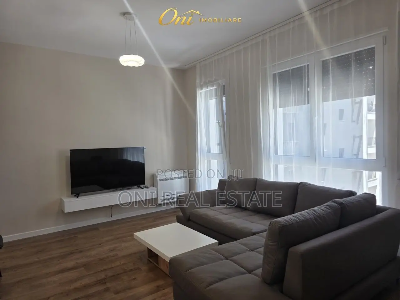 Apartment to rent 5 Maji Str. - Siri Kodra - Durresi Restaurant (Tiran