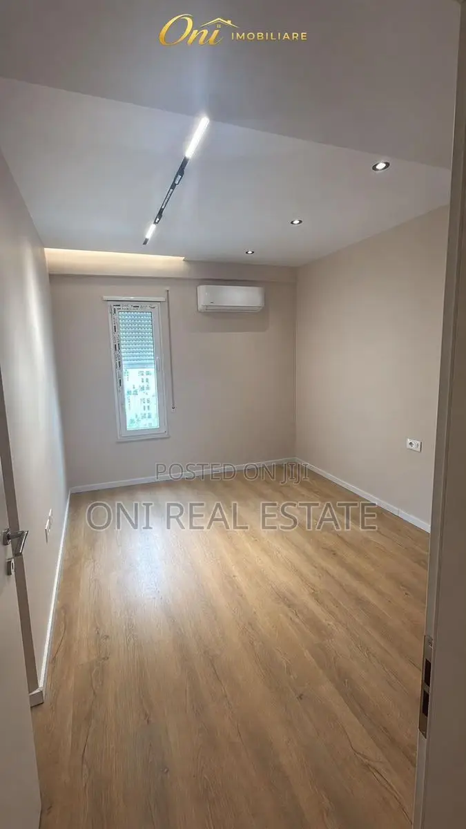 Office to rent Laprake - Gintash Block - Military Hospital (Tirana - c