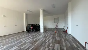Warehouse to rent Kinostudio - Porcelani - United School (Tirana - cit