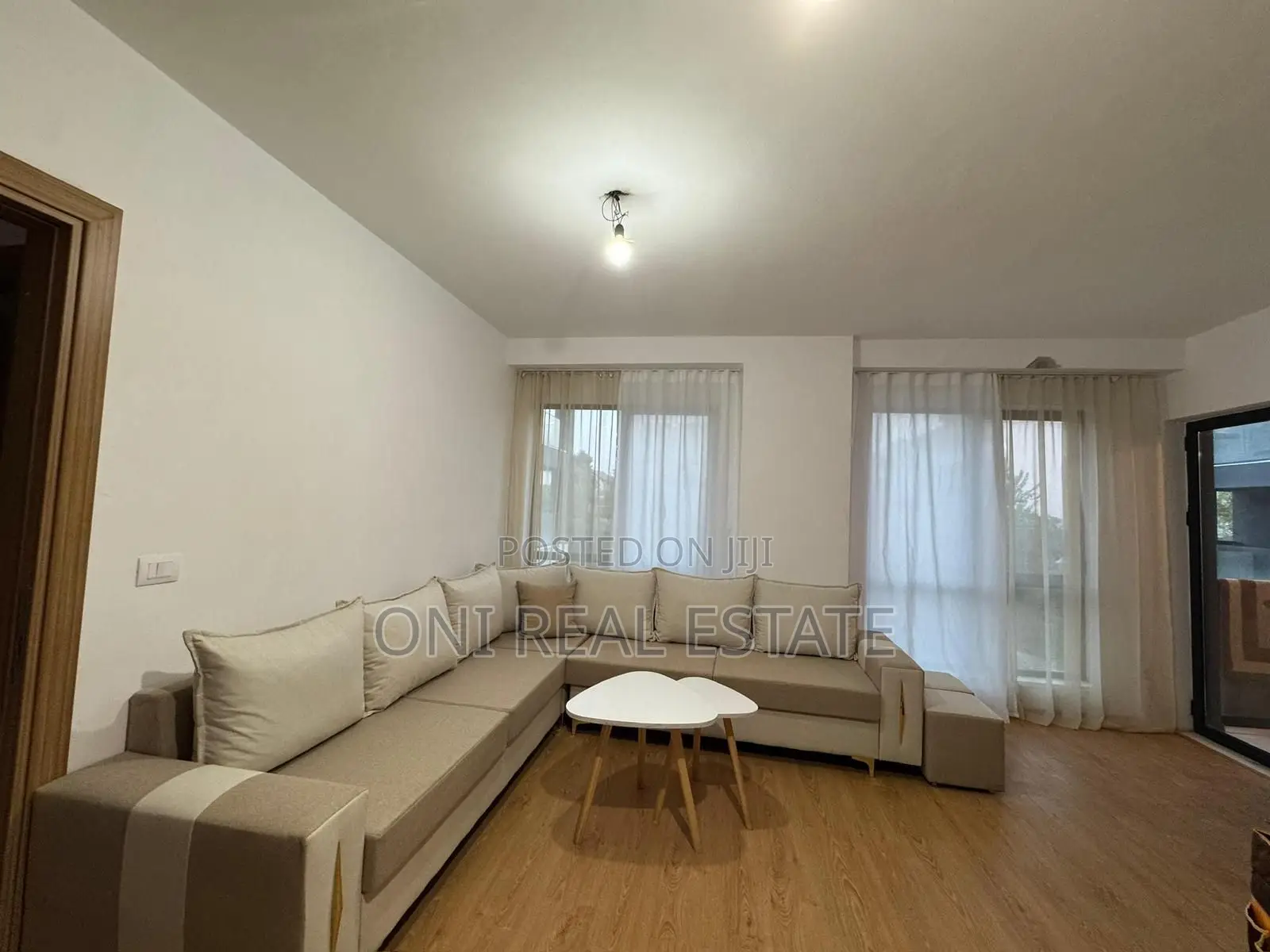 Apartment for sale 5 Maji Str. - Siri Kodra - Durresi Restaurant (Tira