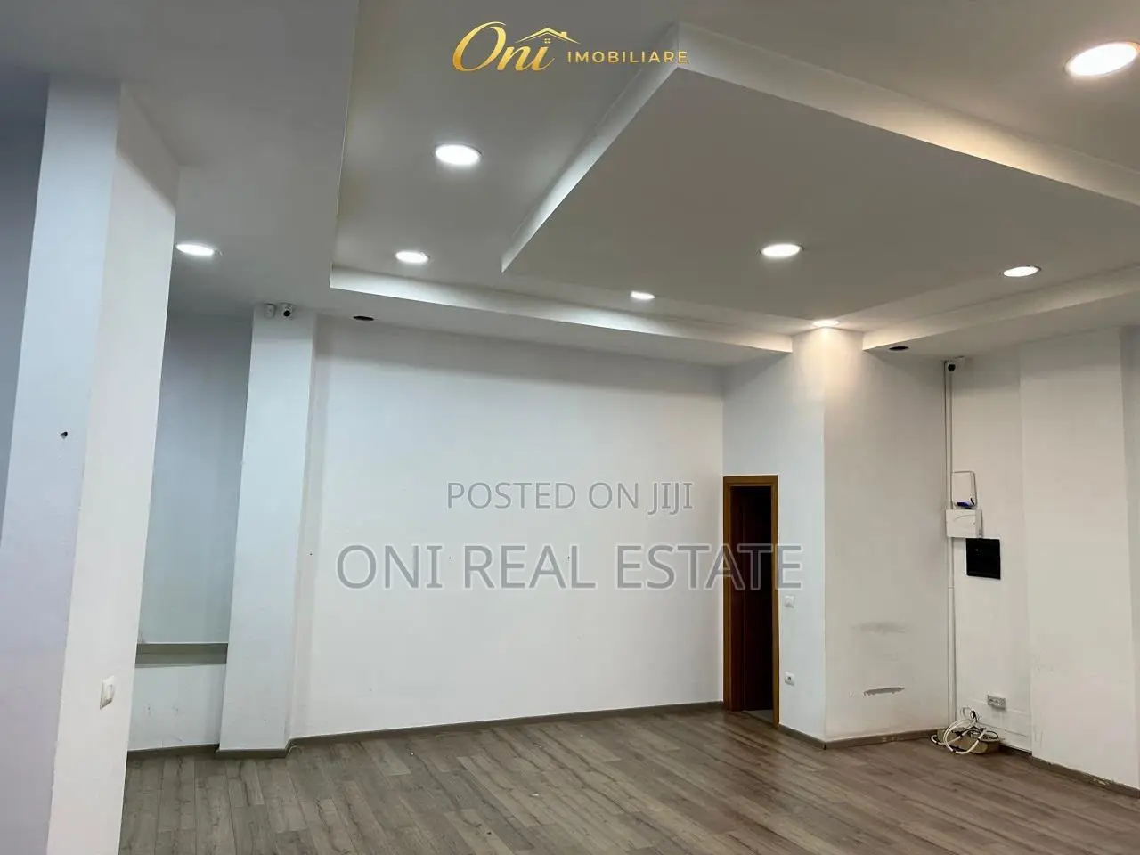 Store to rent Durres Str. - Bogdaneve Str. (Tirana - city)