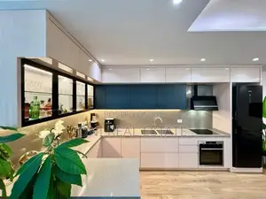 Apartment for sale Komuna e Parisit - Kristal Center (Tirana - city)