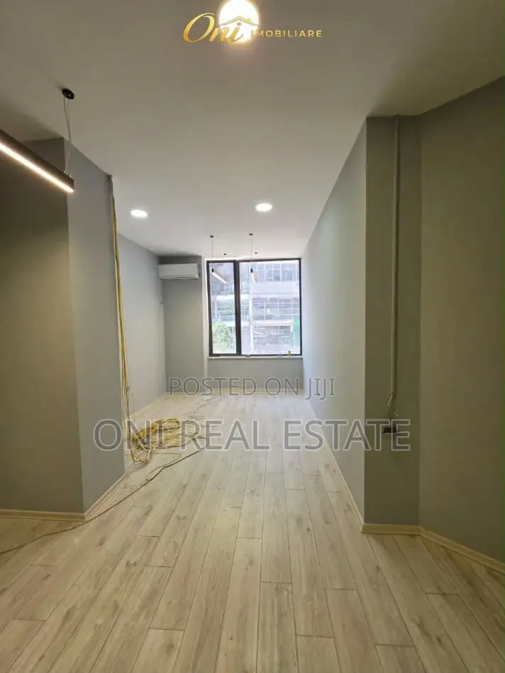 Office to rent Zogu i Zi (Tirana - city)