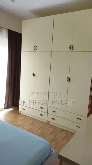 Apartment to rent Komuna e Parisit - Kristal Center (Tirana - city)