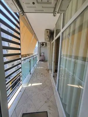 Office to rent Komuna e Parisit - Kristal Center (Tirana - city)