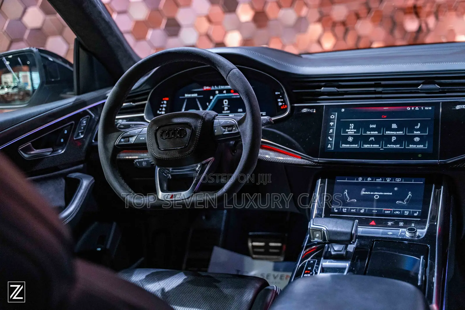 AUDI SQ8