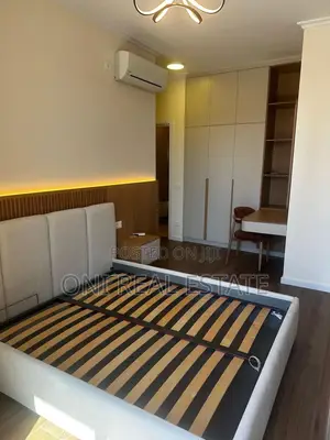 Apartment to rent Komuna e Parisit - Kristal Center (Tirana - city)