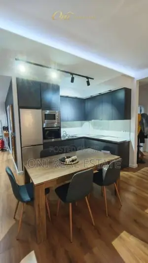 Apartment to rent Komuna e Parisit - Kristal Center (Tirana - city)