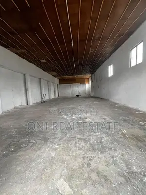 Warehouse to rent Misto Mame - American Hospital 3 (Tirana - city)