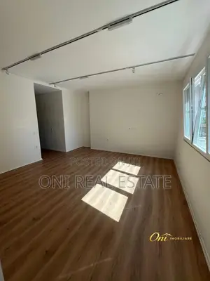 Office to rent New Bazaar - Red School (Tirana - city)
