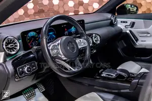 MERCEDES BENZ CLA