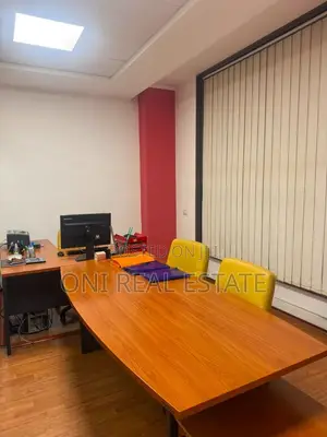 Office to rent Elbasan Str. - Artistic Lyceum - American Institute (Ti
