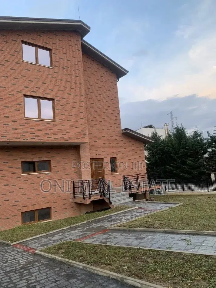 Villa to rent TEG - Rolling Hills - Lunder (Tirana - city)