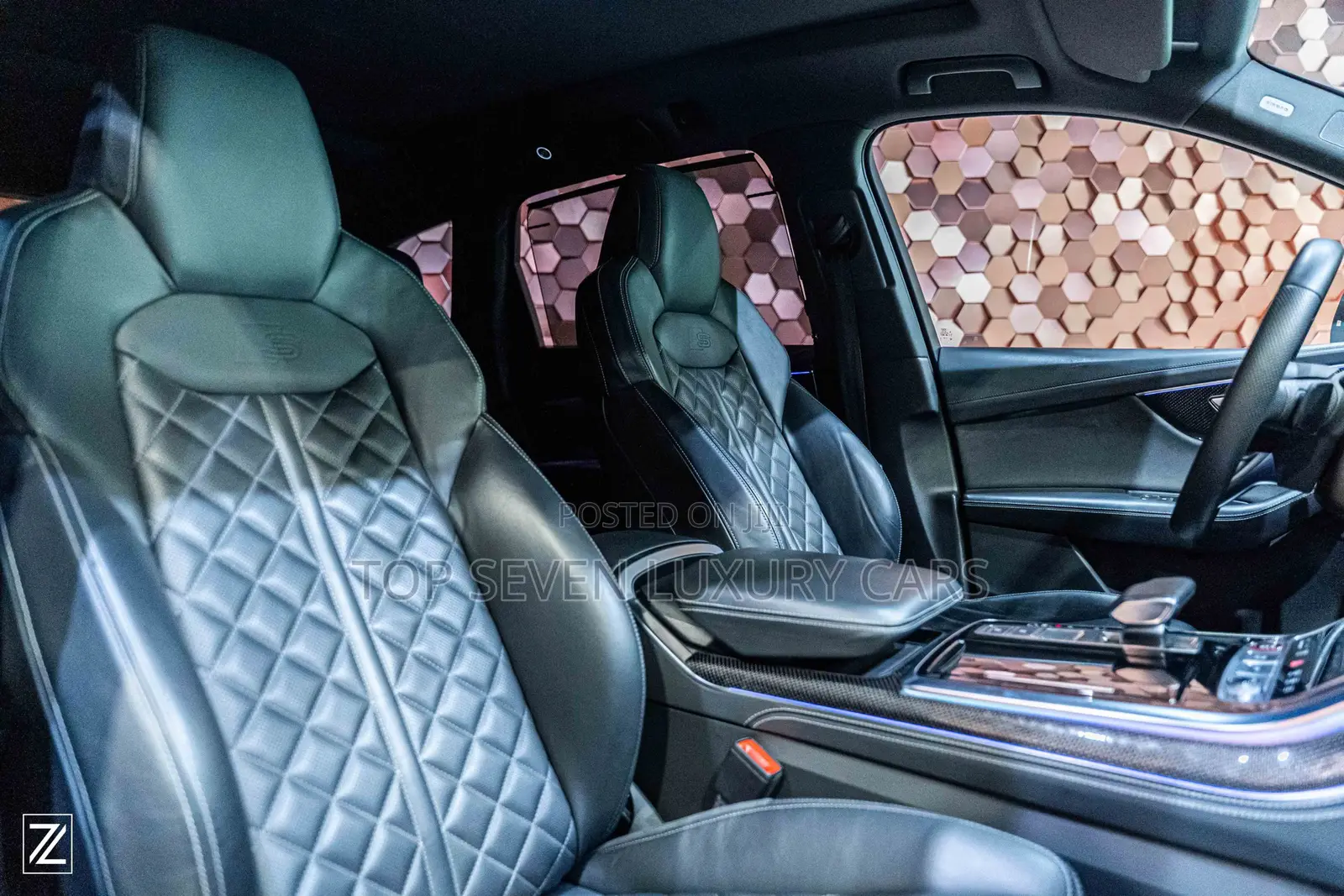 AUDI SQ7