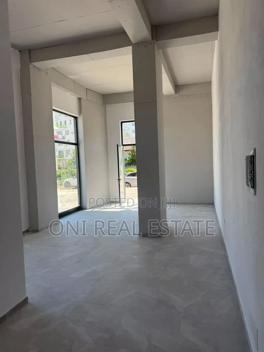 Business building to rent Astiri - Unaza e Re (Tirana - city)