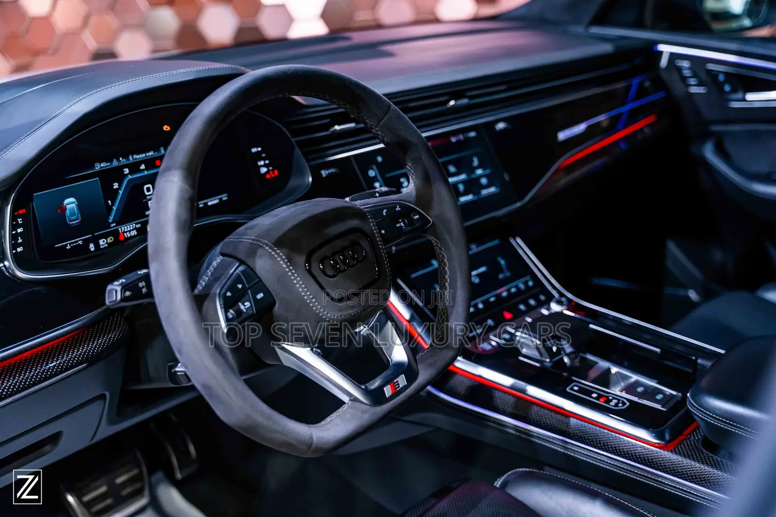 AUDI SQ8