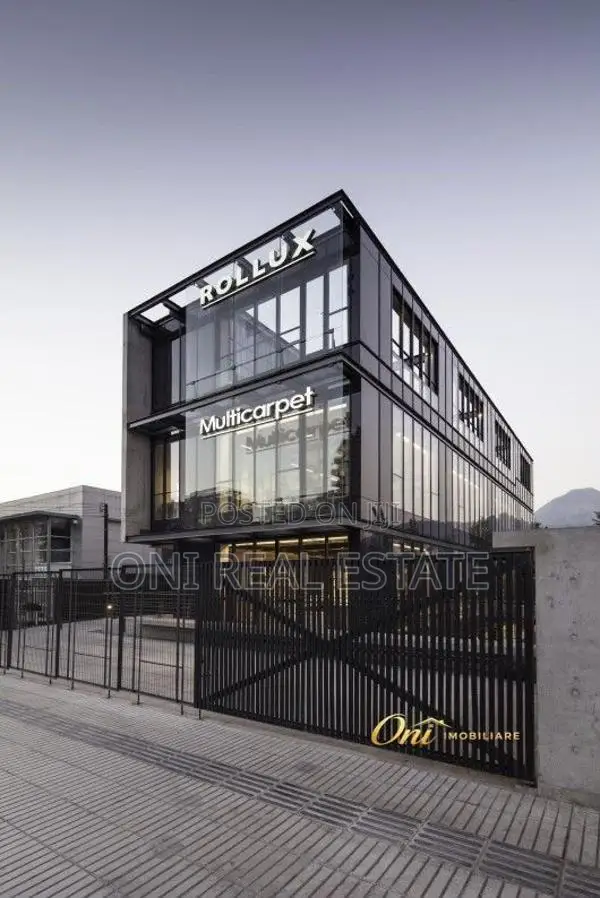 Business building to rent Casa Italia (Tirana - city)