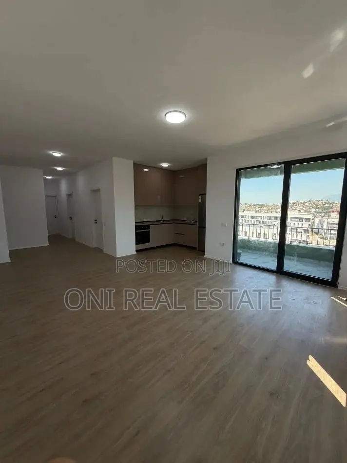 Office to rent 5 Maji Str. - Siri Kodra - Durresi Restaurant (Tirana -