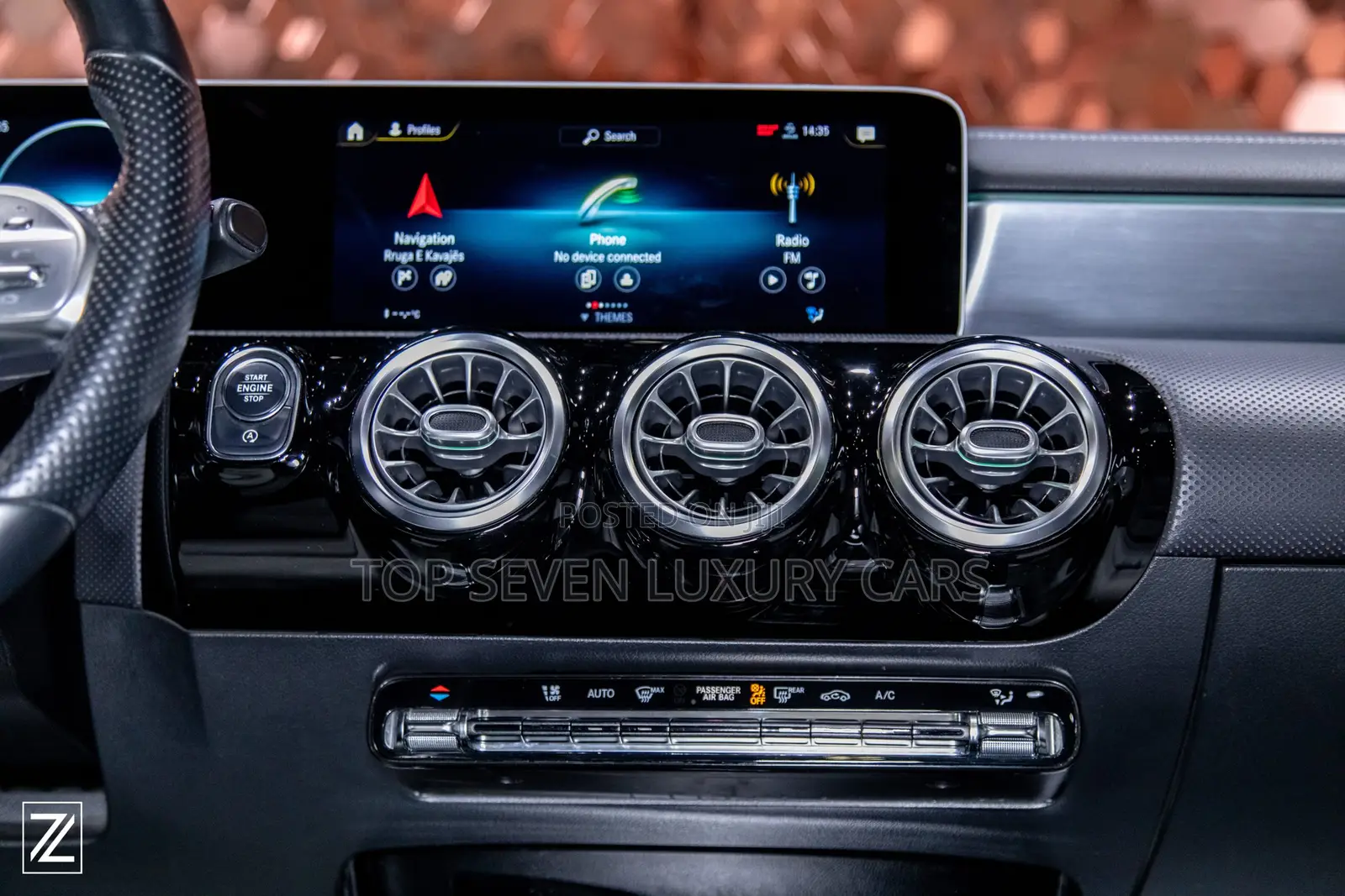 MERCEDES BENZ CLA