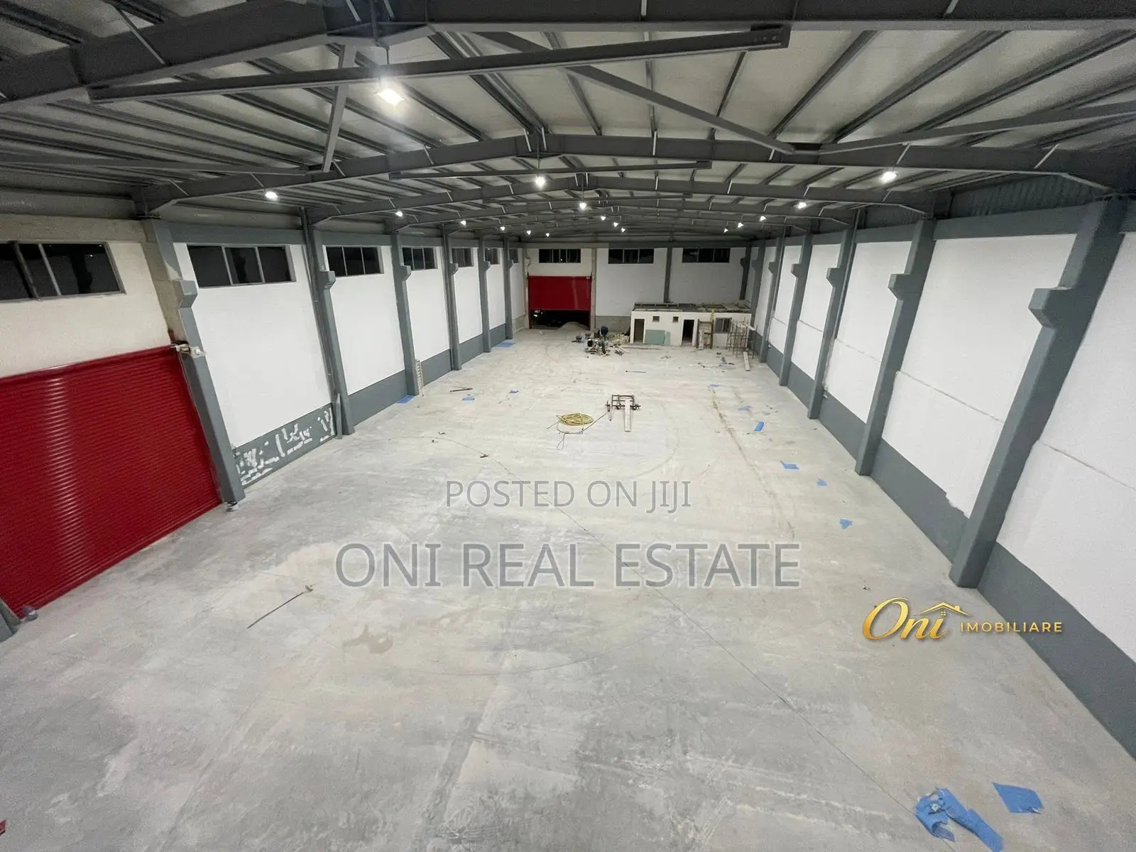 Business building to rent Mjull - Bathore (Kamza City)