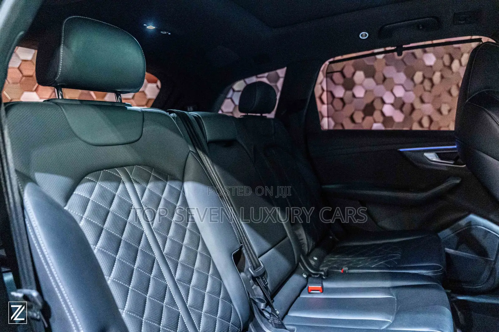 AUDI SQ7