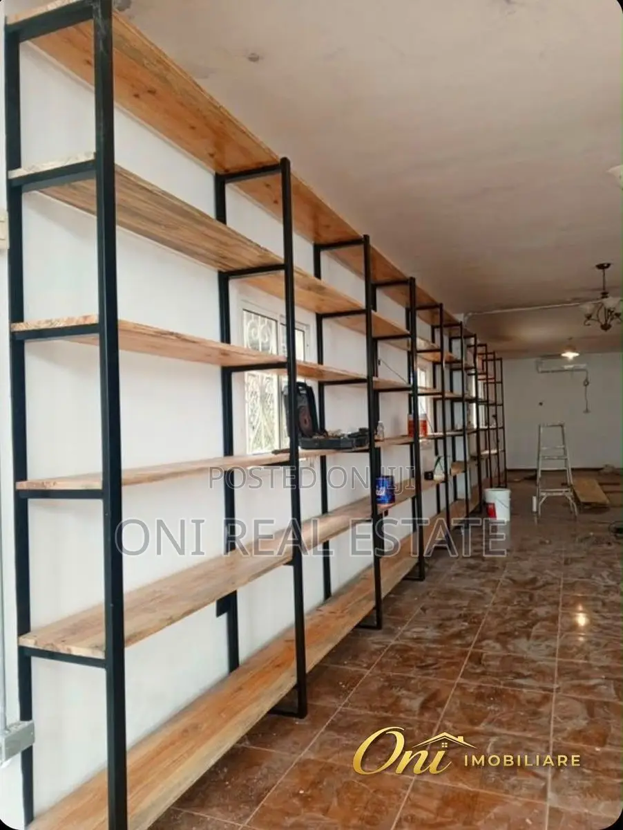 Store to rent Kombinat (Tirana - city)