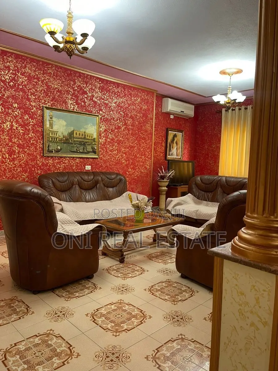 Apartment to rent Komuna e Parisit - Kristal Center (Tirana - city)